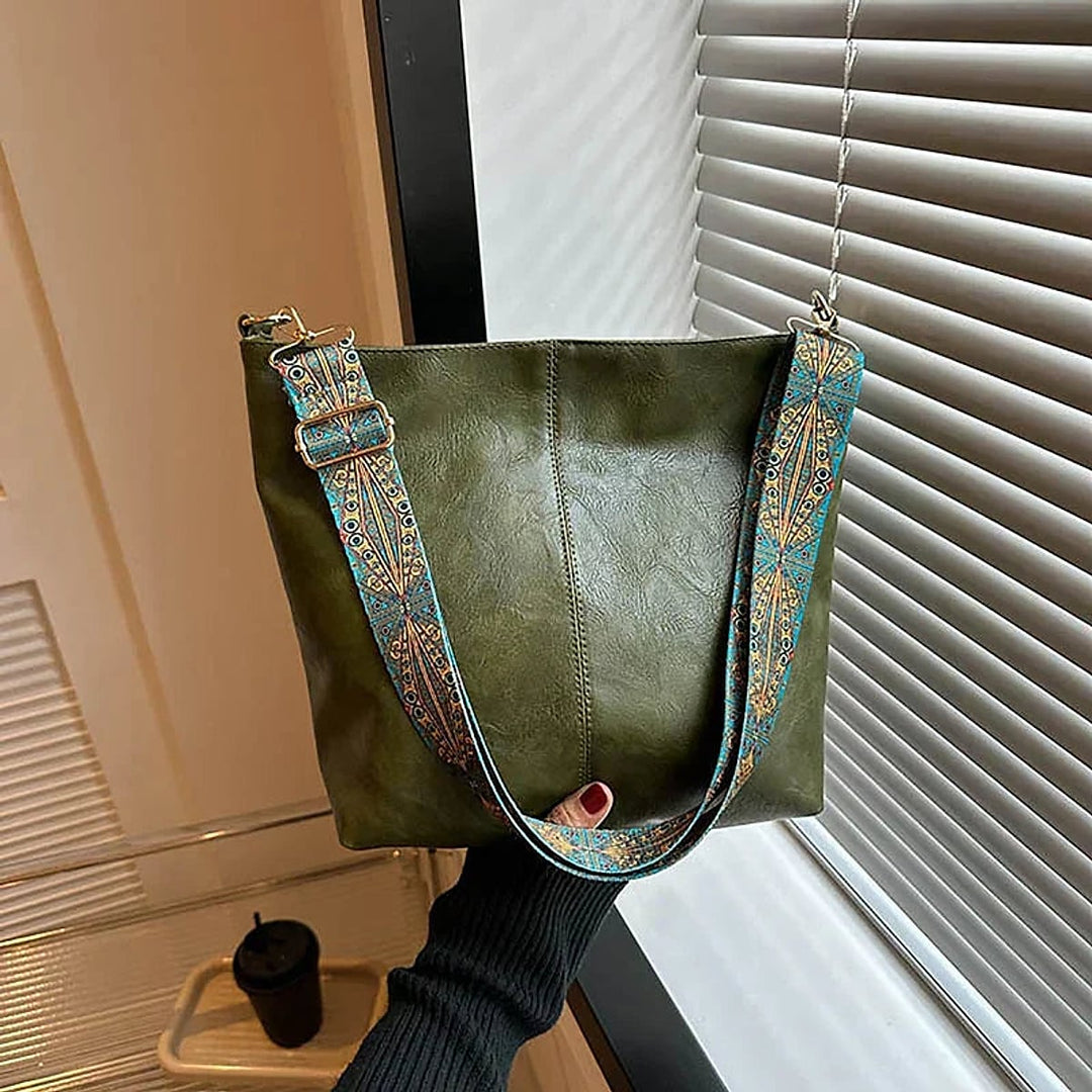 Isla Classic Woven Strap Shoulder Bag 3