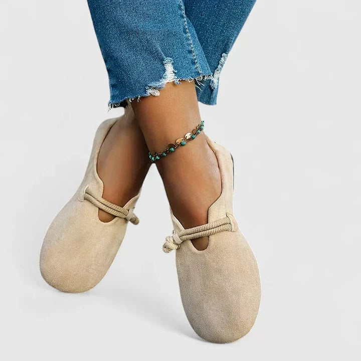 Jacqueline Classic Lace Loafer Shoes 1