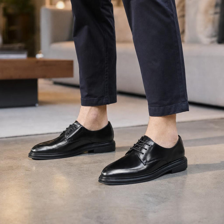 Men's Formal Derby Shoes in Mattes Schwarz, front view