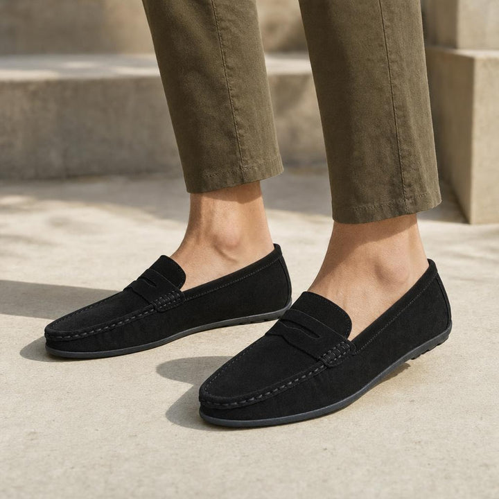 Men's Comfort Loafer Shoes in Black, front view