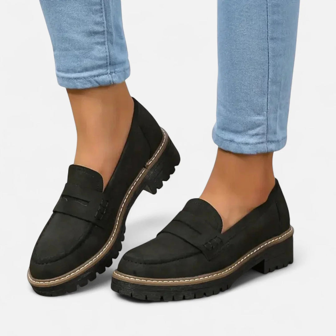 Wynne Classic Heeled Loafer Shoes 1