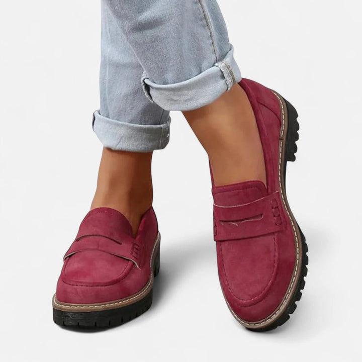 Wynne Classic Heeled Loafer Shoes 2